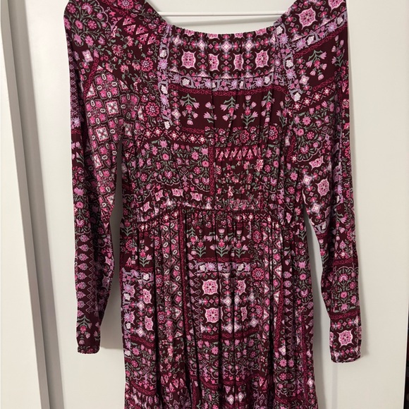 Burgundy Floral Patterned Dress - Picture 2 of 7